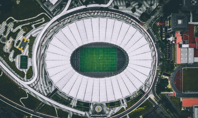 爱游戏下载爱游戏_传奇中场布斯克茨挂靴 金球奖梦之队现役球星仅存四人