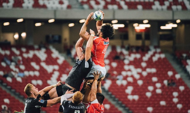 【爱游戏中国】决战星期四夜赛，懂球帝2-4败北，E-GO鹰联展翅夺胜